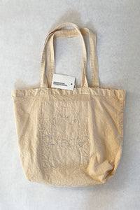 A&C SHOPPER BETH DITO & MARIA LASSNIG
