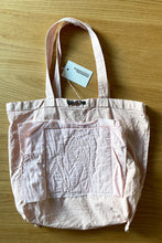 A&C SHOPPER TINA TURNER & ELISA SCIAPARELLI
